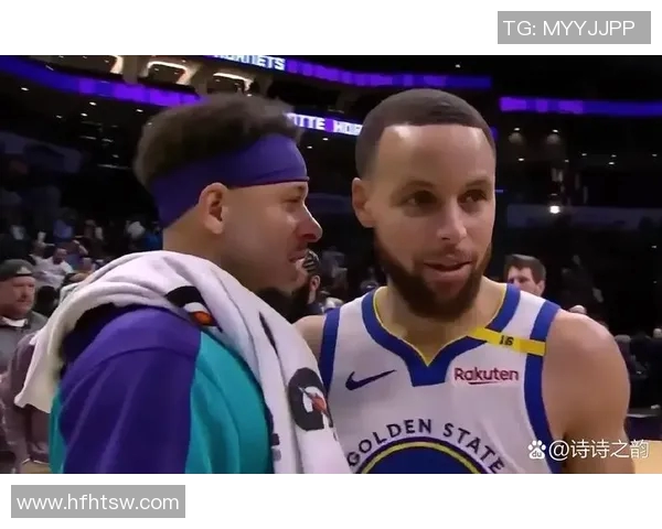 以镜头回顾库里赛场动情瞬间这一幕令人泪目全场掌声久久回荡 以镜头回顾库里赛场动情瞬间这一幕令人泪目全场掌声久久回荡